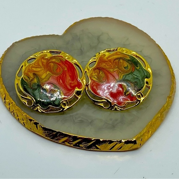 Vintage Jewelry - BOGO FREE VINTAGE MARBLED EARRINGS